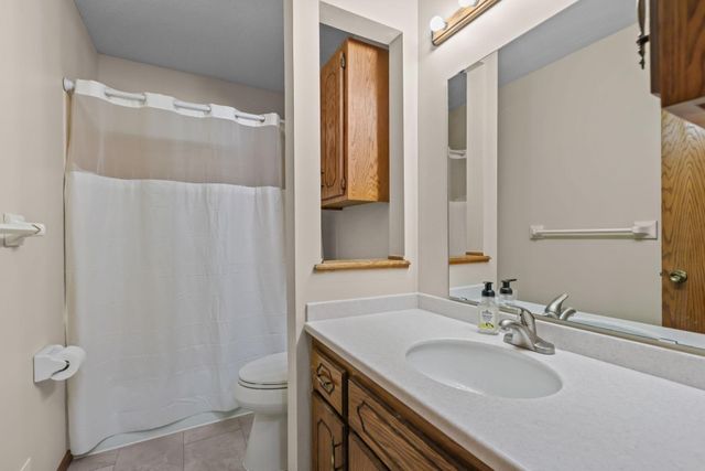 865 104th Avenue NW, Coon Rapids, MN 55433
