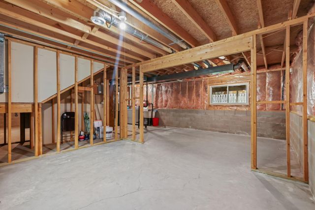 865 104th Avenue NW, Coon Rapids, MN 55433