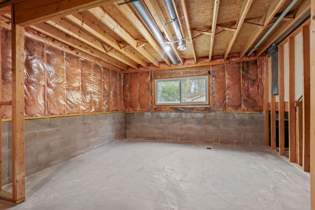 865 104th Avenue NW, Coon Rapids, MN 55433