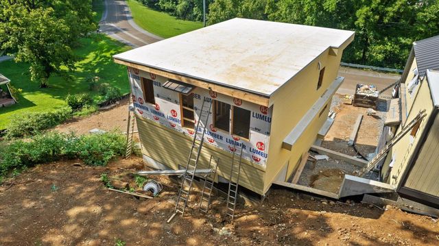204 Lullwater Road, Chattanooga, TN 37405