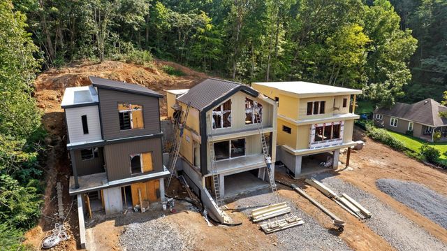 204 Lullwater Road, Chattanooga, TN 37405