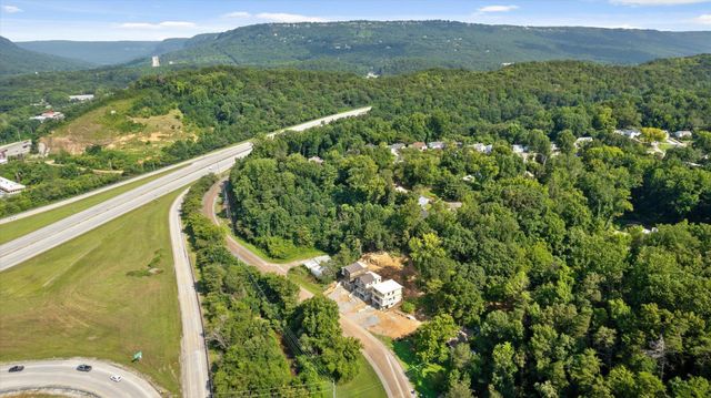 204 Lullwater Road, Chattanooga, TN 37405