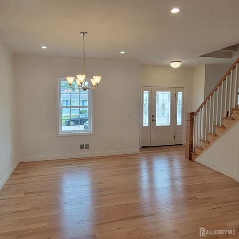 208 E James Place E, Iselin, NJ 07095