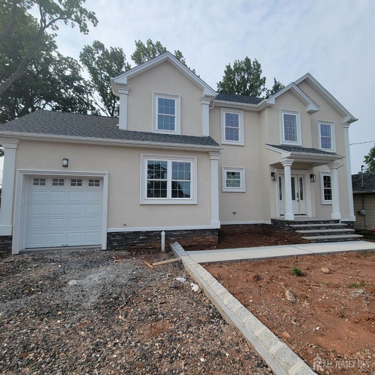 208 E James Place E, Iselin, NJ 07095