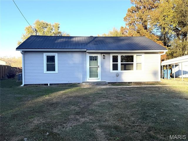 312 Pecan Drive, Holcomb, MO 63852