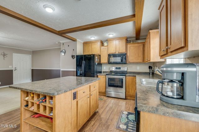 112 Dahlia Street, Kingsport, TN 37660