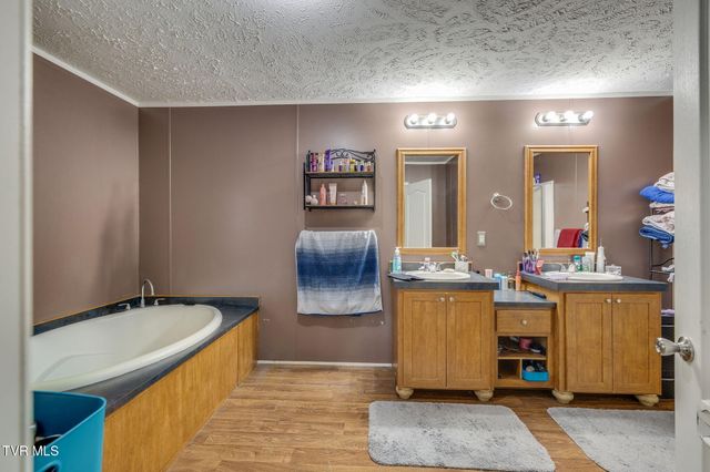 112 Dahlia Street, Kingsport, TN 37660