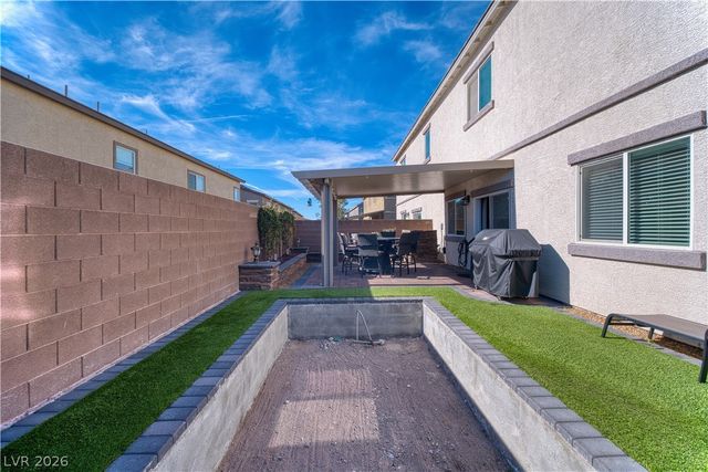 7058 Noah Raven Street, North Las Vegas, NV 89084