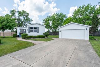 3296 Marina Drive, Park City, IL 60085