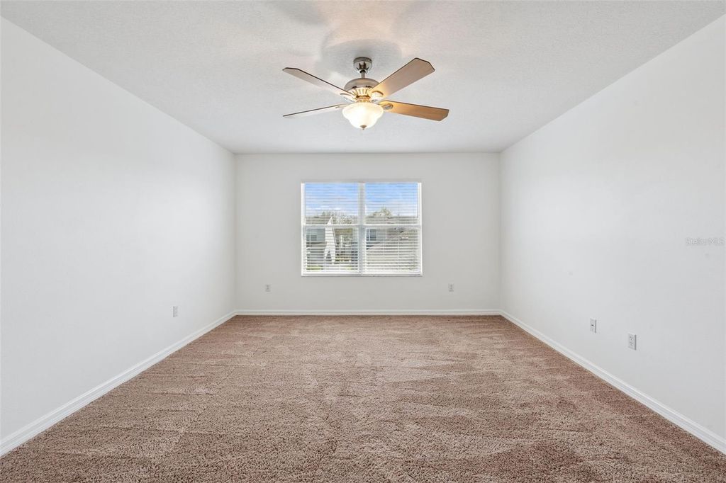 Image 20 of property listing at 14640 GOLDEN RAIN TREE BOULEVARD, Orlando, FL 32828