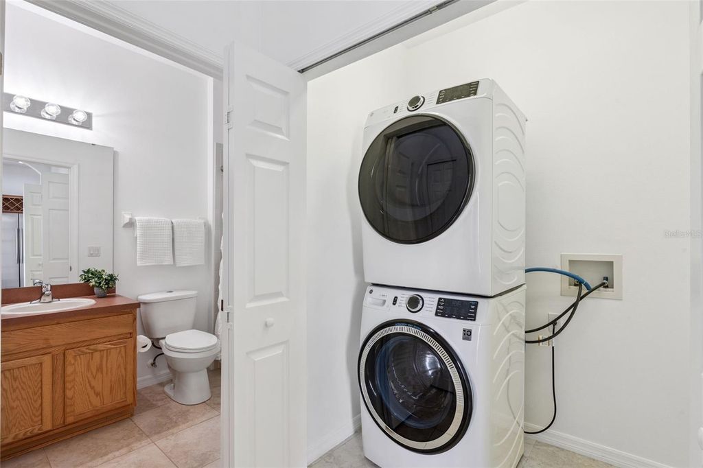 Image 22 of property listing at 14640 GOLDEN RAIN TREE BOULEVARD, Orlando, FL 32828