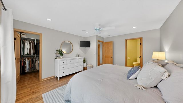 4413 35th Street NW, Rochester, MN 55901