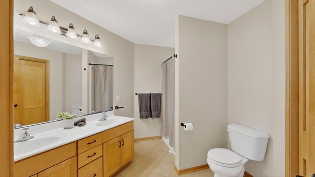 4413 35th Street NW, Rochester, MN 55901