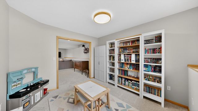 4413 35th Street NW, Rochester, MN 55901