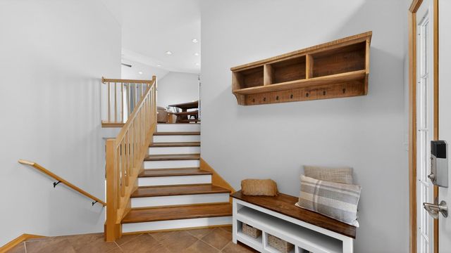 4413 35th Street NW, Rochester, MN 55901