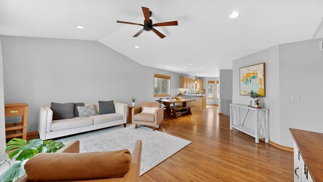 4413 35th Street NW, Rochester, MN 55901