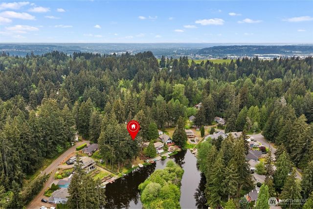 6812 185th Avenue E, Bonney Lake, WA 98391