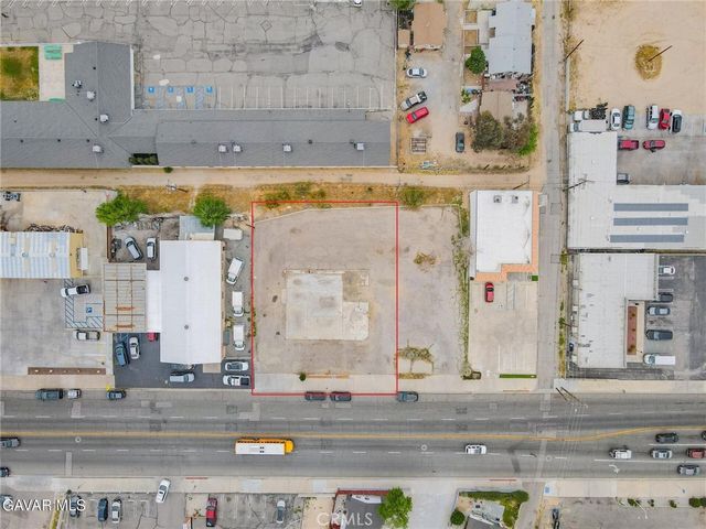 16651 Mojave Dr, Victorville, CA 92395