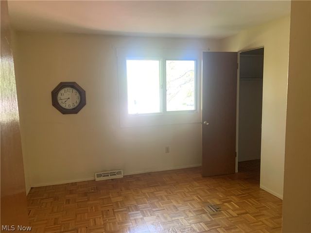 179 Ashwood Drive, Avon Lake, OH 44012