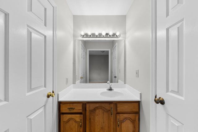 164 Condor Ct, Clarksville, TN 37042