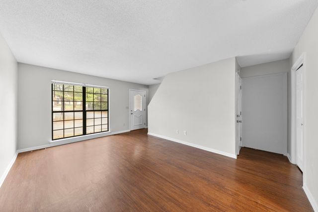 164 Condor Ct, Clarksville, TN 37042