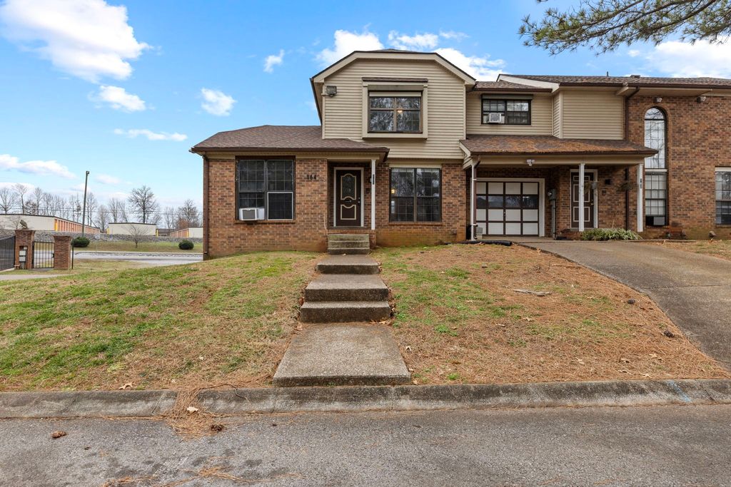 164 Condor Ct, Clarksville, TN 37042
