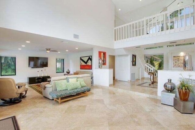 1328 SE Colony Way, Jupiter, FL 33478