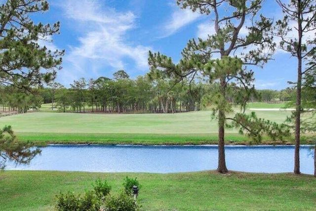 1328 SE Colony Way, Jupiter, FL 33478