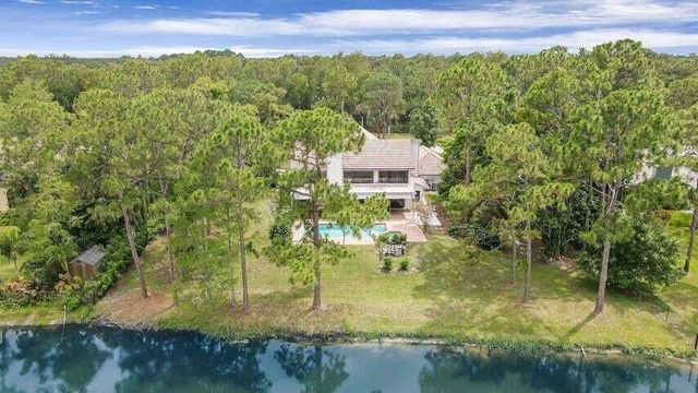 1328 SE Colony Way, Jupiter, FL 33478