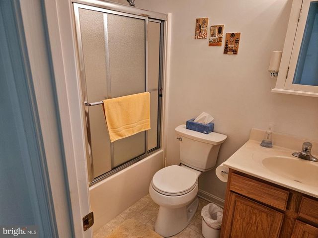 1308 CHESAPEAKE DR, Denton, MD 21629