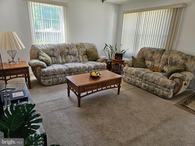 1308 CHESAPEAKE DR, Denton, MD 21629