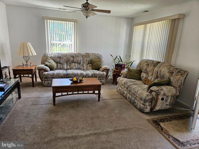 1308 CHESAPEAKE DR, Denton, MD 21629