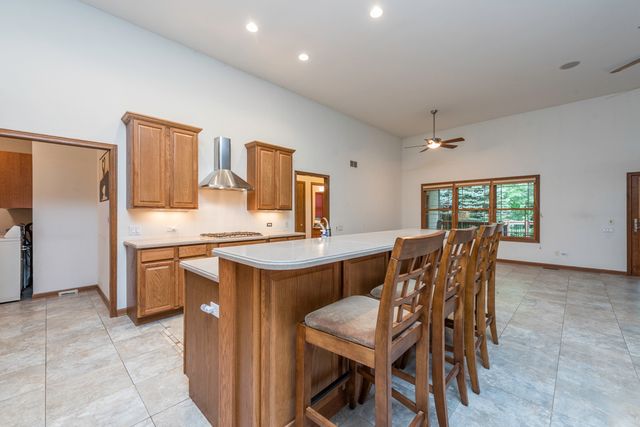 3748 Creekside Court, Winthrop Harbor, IL 60096