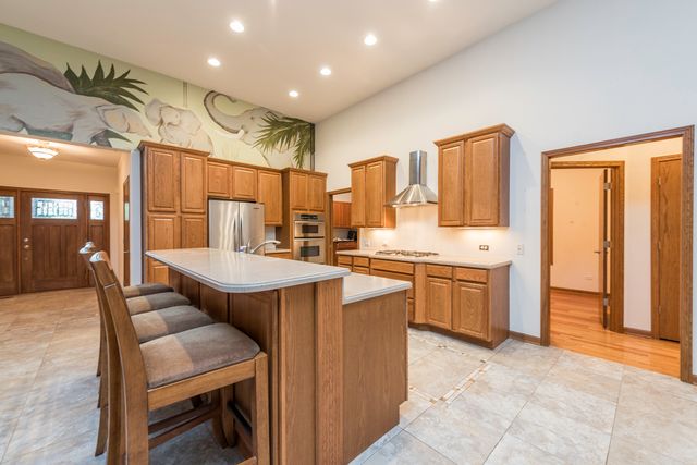 3748 Creekside Court, Winthrop Harbor, IL 60096