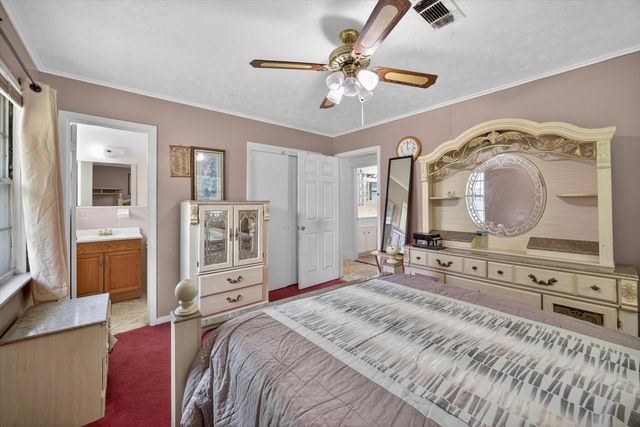 1313 Plymouth Street, Pasadena, TX 77502