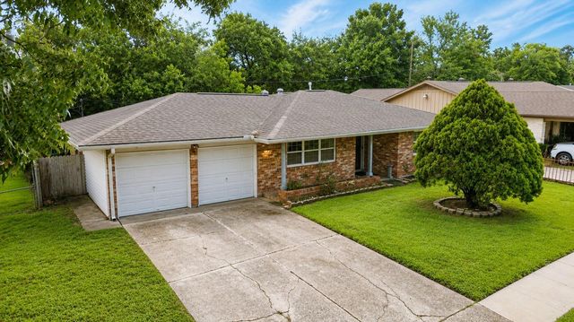 1313 Plymouth Street, Pasadena, TX 77502