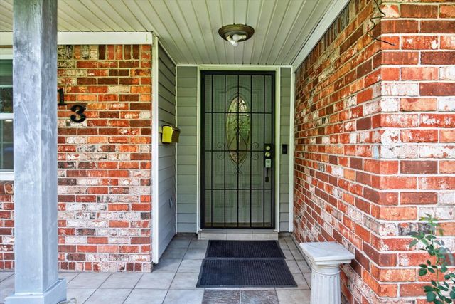 1313 Plymouth Street, Pasadena, TX 77502