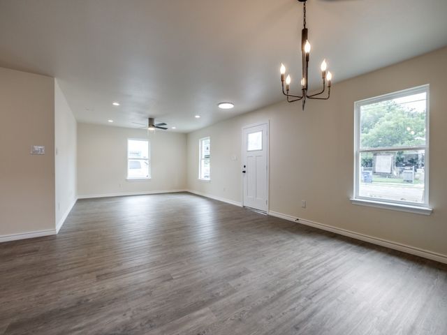 4220 Hamilton Avenue, Dallas, TX 75210