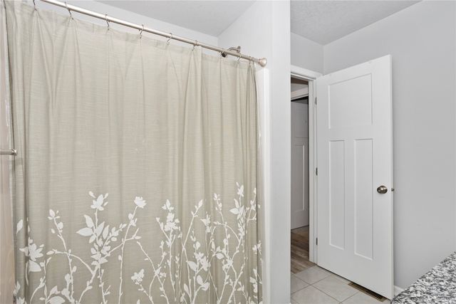 216 Rellim Drive, Norwalk, IA 50211