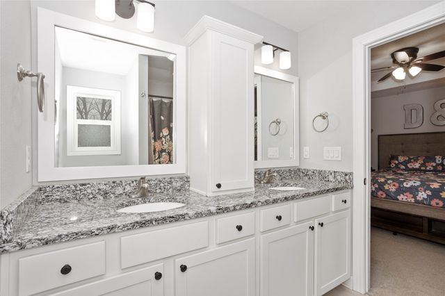 216 Rellim Drive, Norwalk, IA 50211