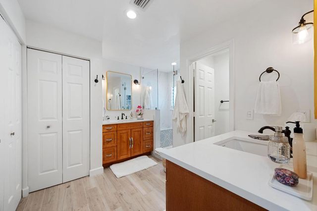 5710 Coach House Circle F, Boca Raton, FL 33486