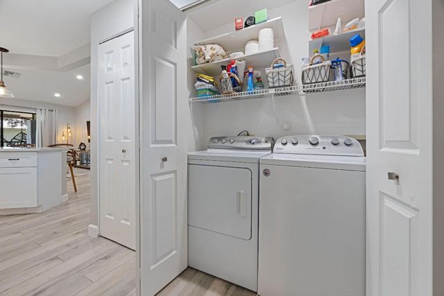 5710 Coach House Circle F, Boca Raton, FL 33486