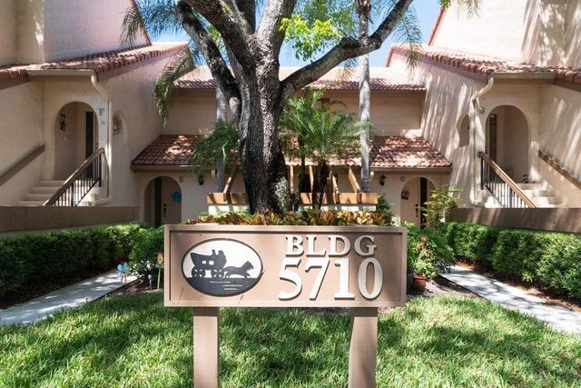 5710 Coach House Circle F, Boca Raton, FL 33486