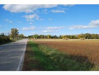 911 ERIE ROAD, Green Bay, WI 54311
