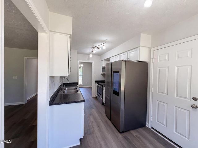 2577 Previs Road, Fayetteville, NC 28306