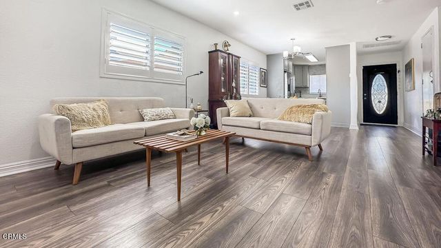 1080 N Eastman Avenue, Los Angeles, CA 90063