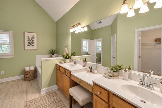 997 Longley Avenue NW, Atlanta, GA 30318