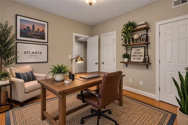 997 Longley Avenue NW, Atlanta, GA 30318