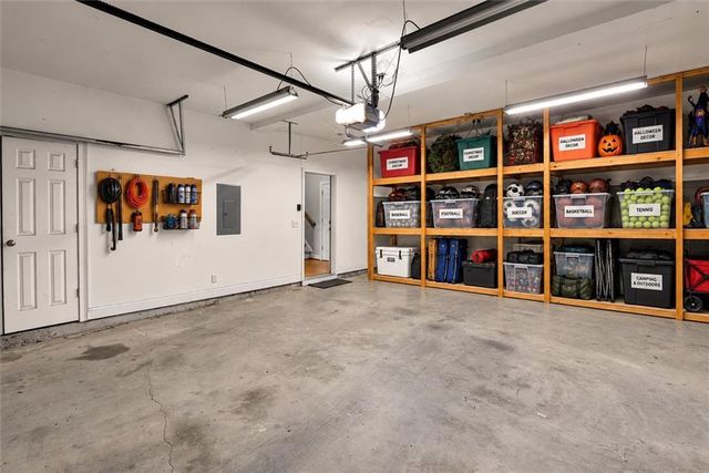 997 Longley Avenue NW, Atlanta, GA 30318