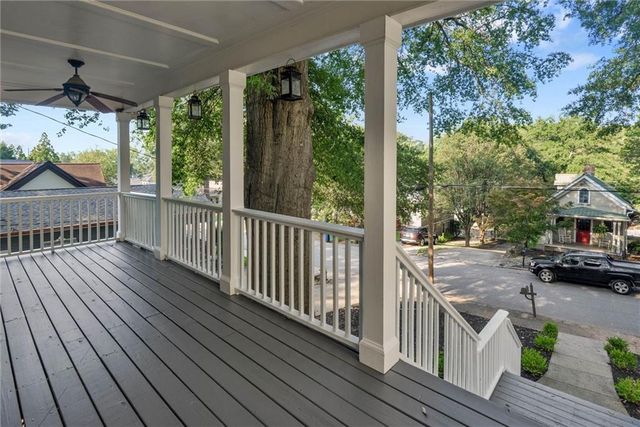 997 Longley Avenue NW, Atlanta, GA 30318
